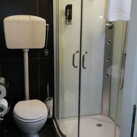 Hotel Noah 3*